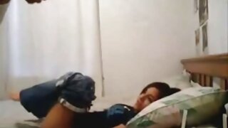 Zadivljujući video ruskematorke s masažom tinejdžerske bebe (Bella) - 2022-02-09 17:34:03